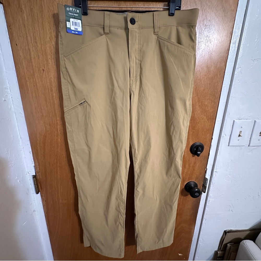 NWT Orvis Men’s Tech Stretch Khaki Pants 36x30 Tan Hiking Travel Casual